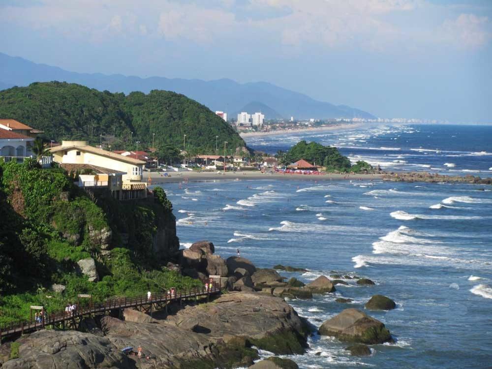 Pousada Ramos Na Areia Hotel Itanhaém Exterior photo